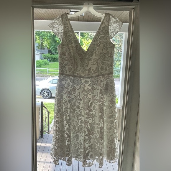 White Dress - Picture 2 of 3